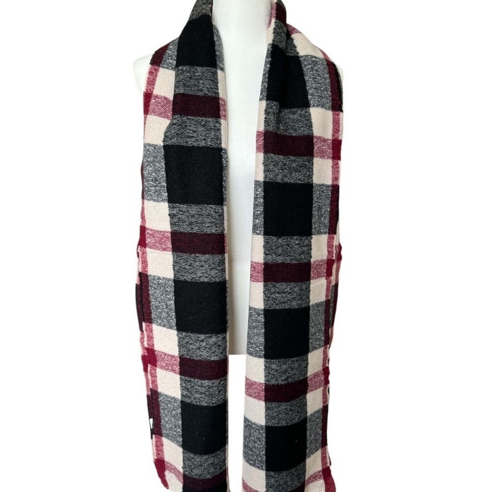 Plaid Oversized Blanket Scarf - Picture 2 of 4